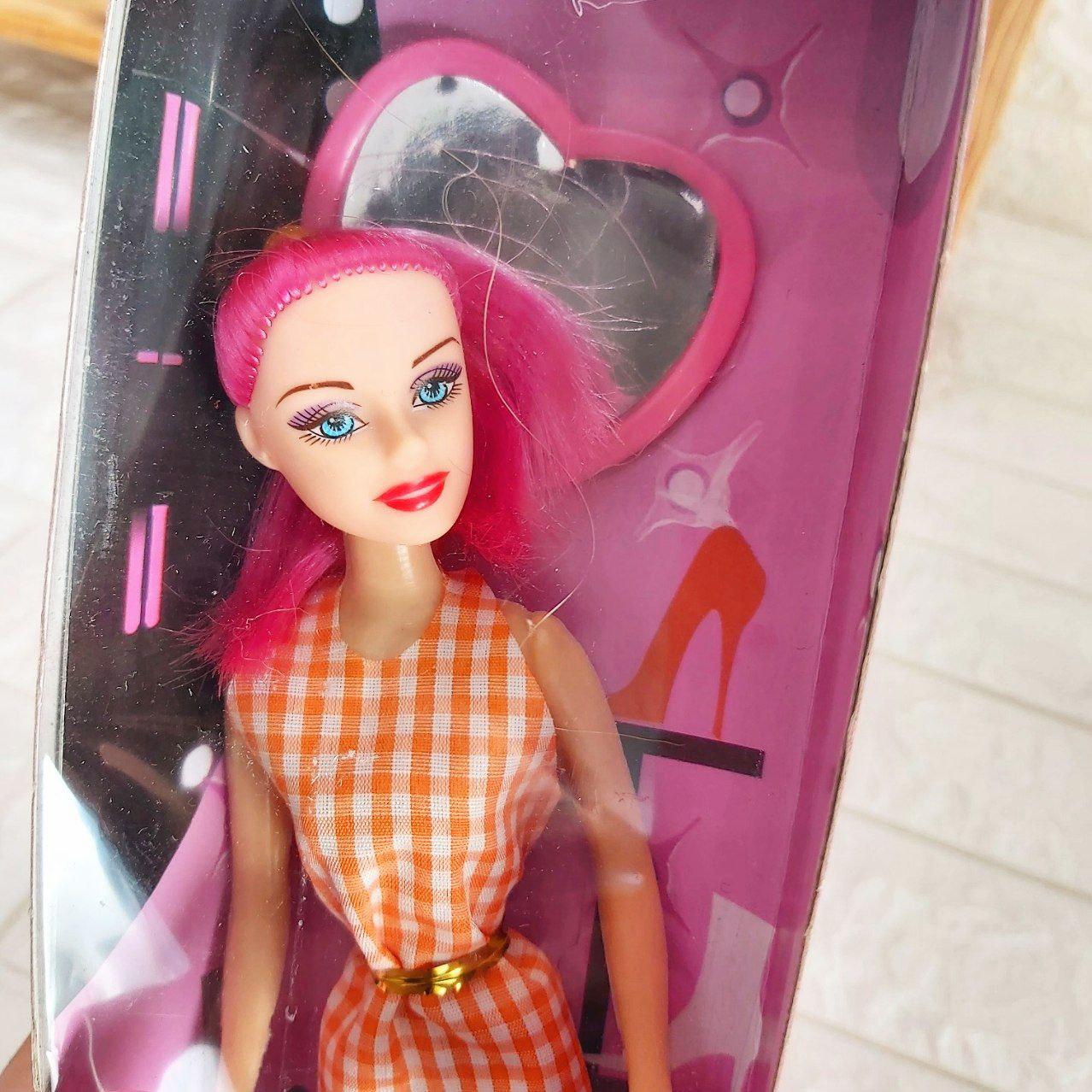 عکس باربی و آینه - شماره 3