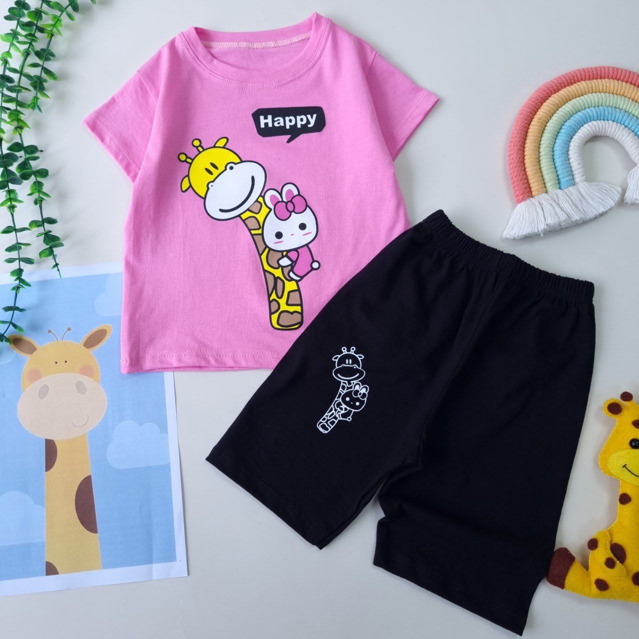 عکس تیشرت شلوارک اسپرت زرافه Happy - شماره 9