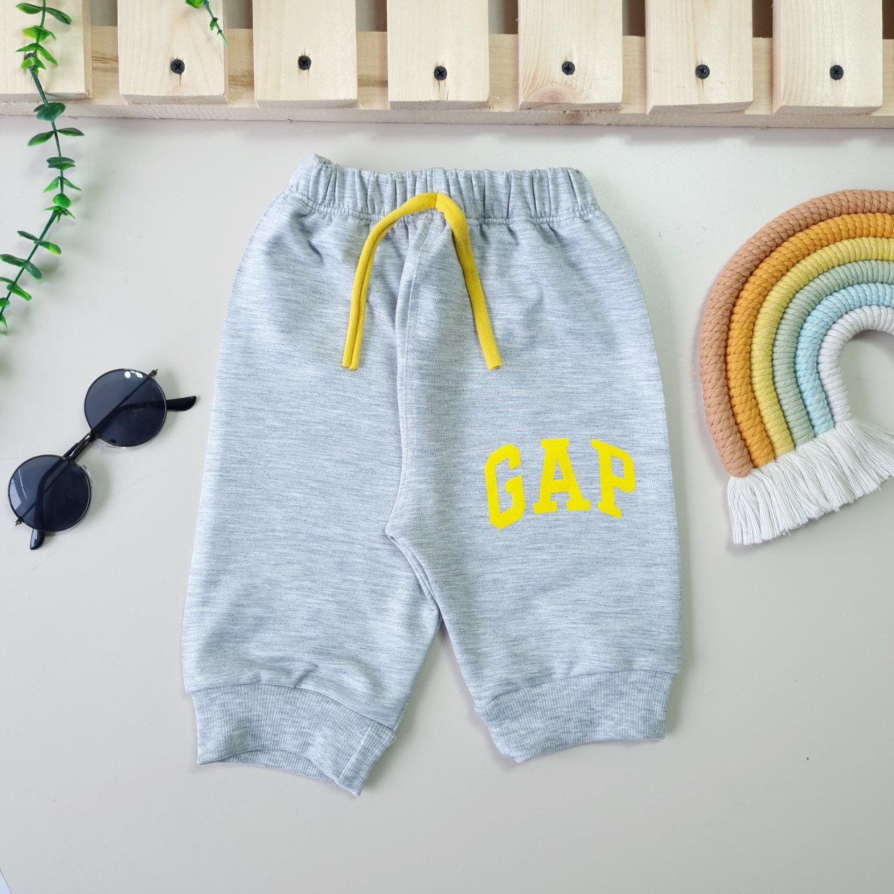 عکس تیشرت شلوارک اسپرت GAP - شماره 13