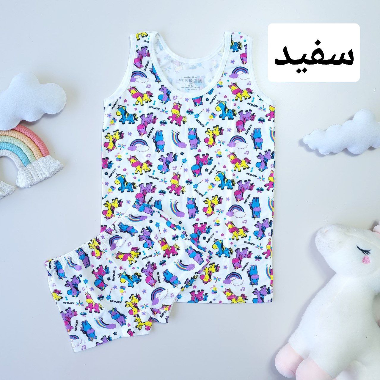 عکس شورت و زیرپوش تک شاخ - شماره 5