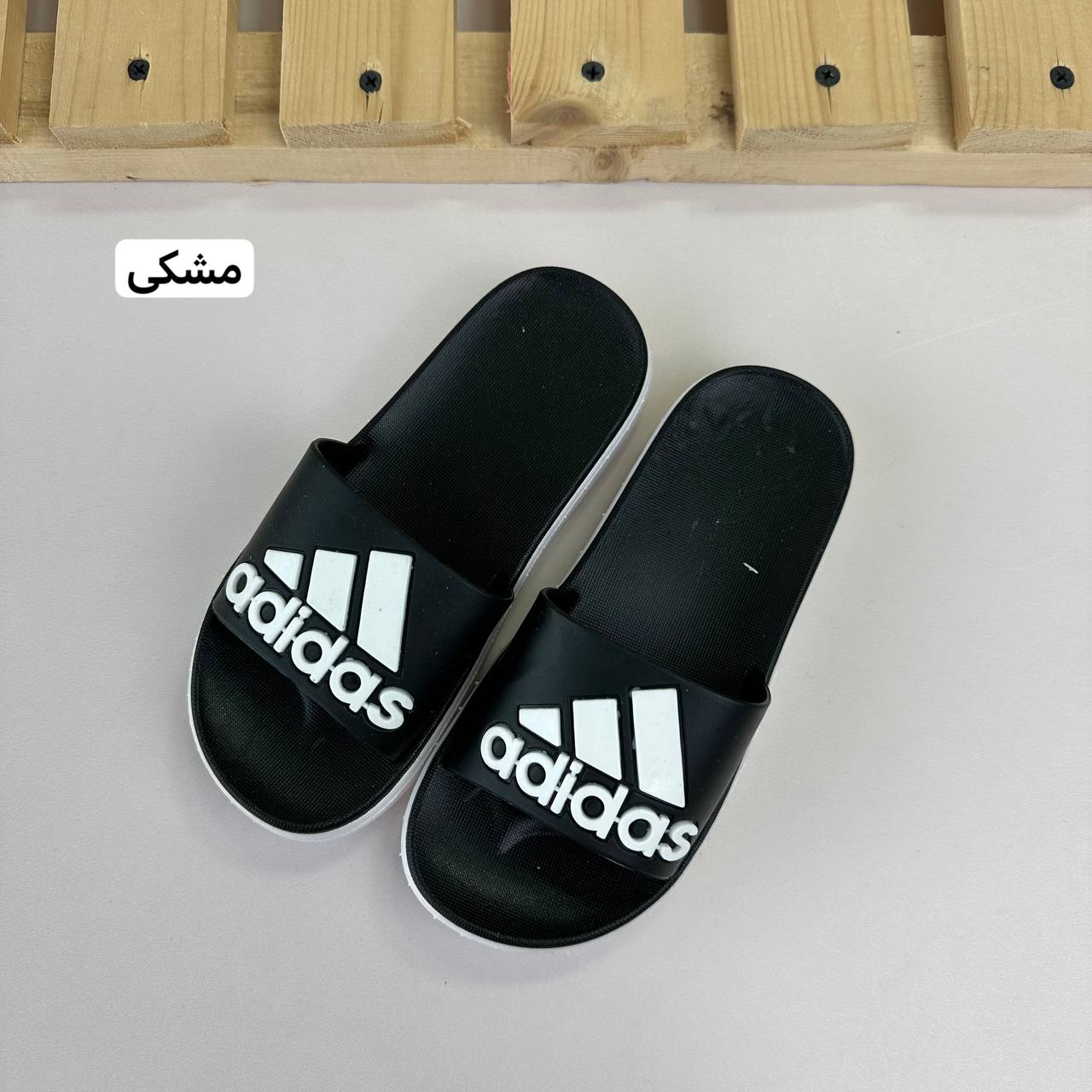 عکس دمپایی آدیداس سه گوش - شماره 4
