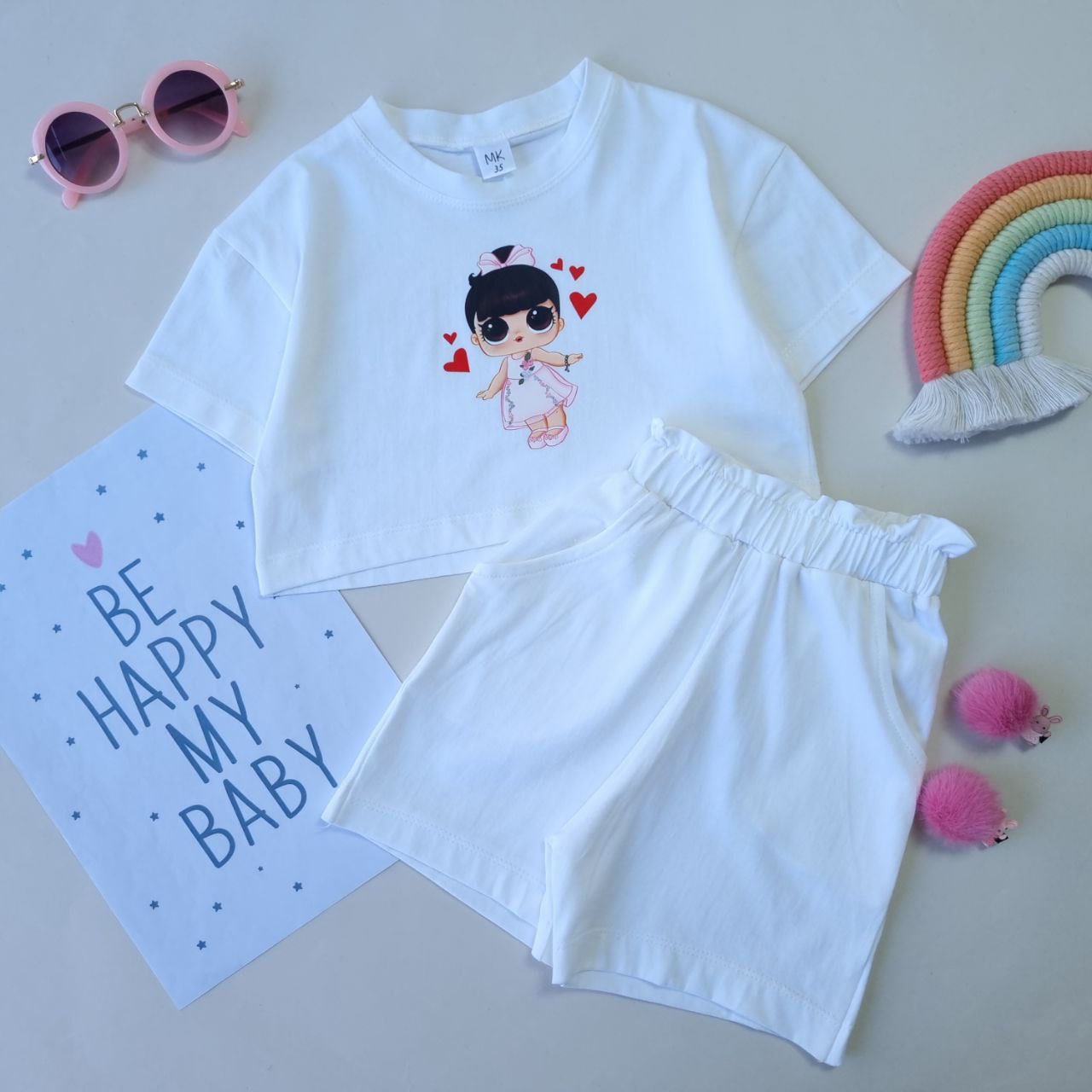عکس کراپ شلوارک  چشم درشت زیبا - شماره 6