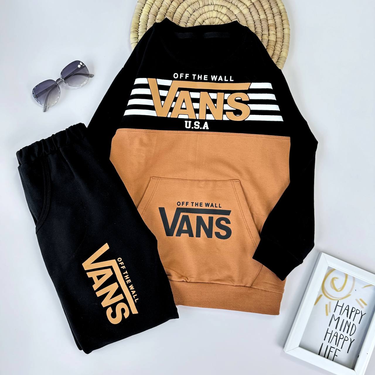 عکس بلوز شلوار VANS - شماره 3