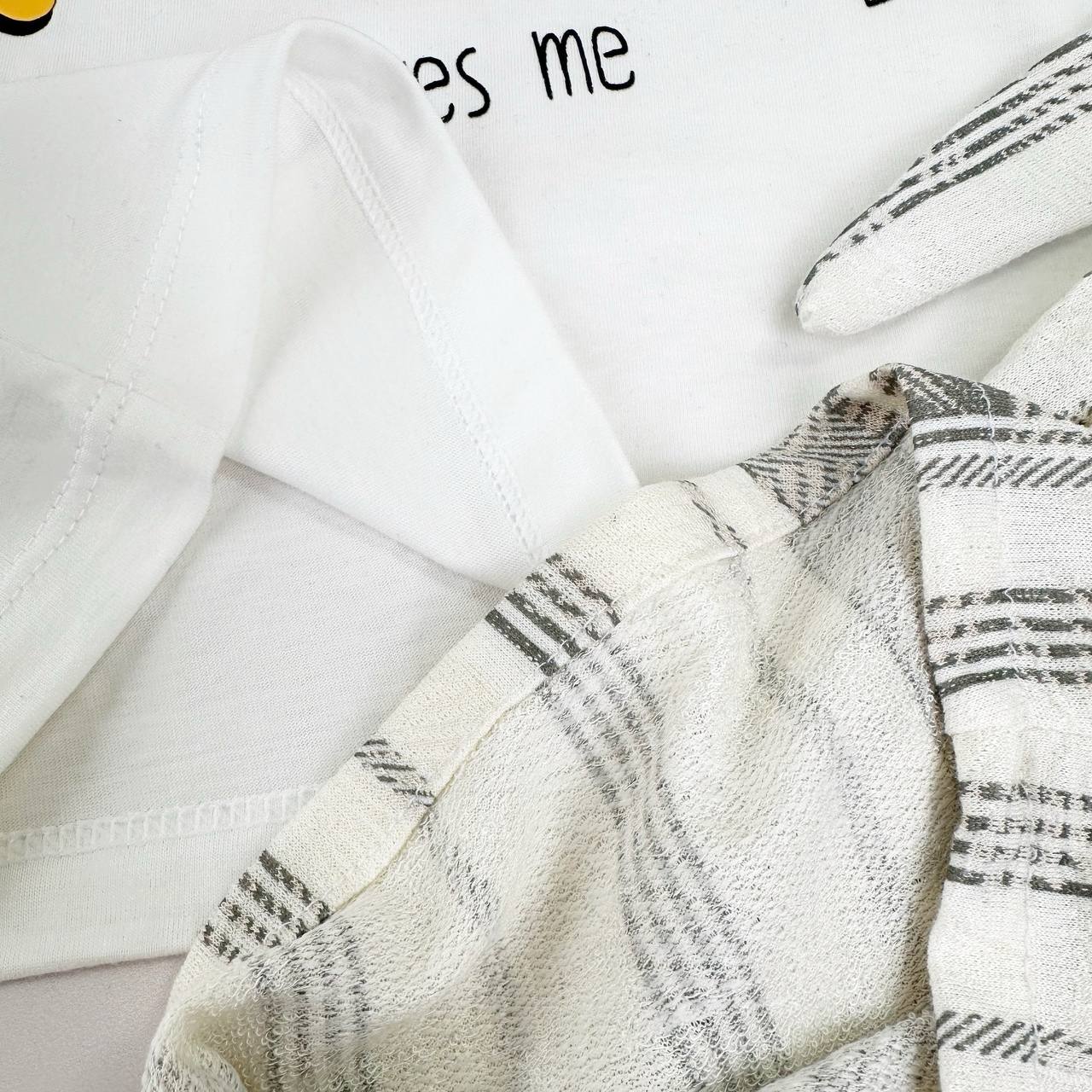 عکس کراپ شلوارک آفتابگردونLoves Me - شماره 8