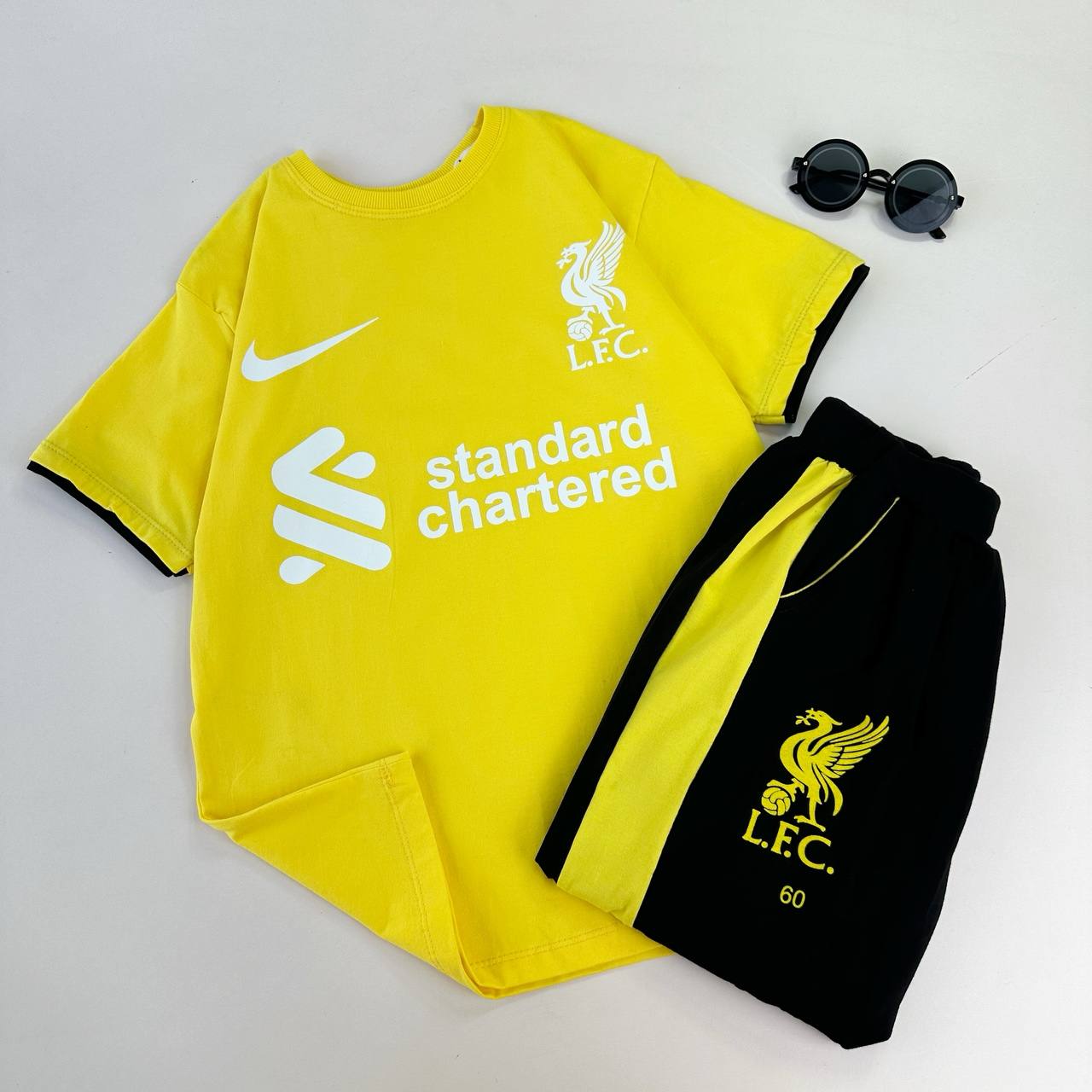 عکس تیشرت شلوارک لیورپول LFC - شماره 5