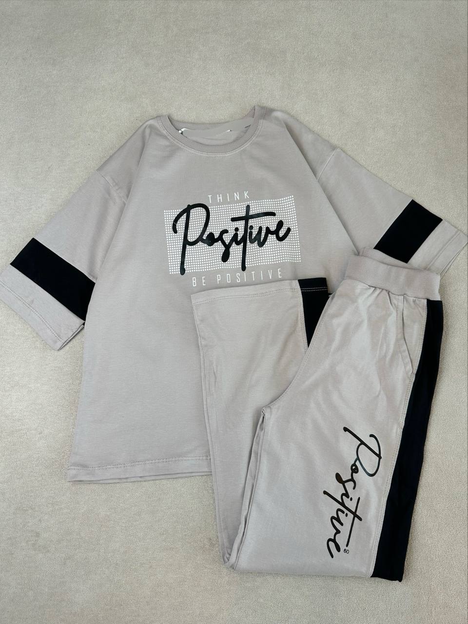 عکس تیشرت شلوار دخترونه Positive - شماره 2
