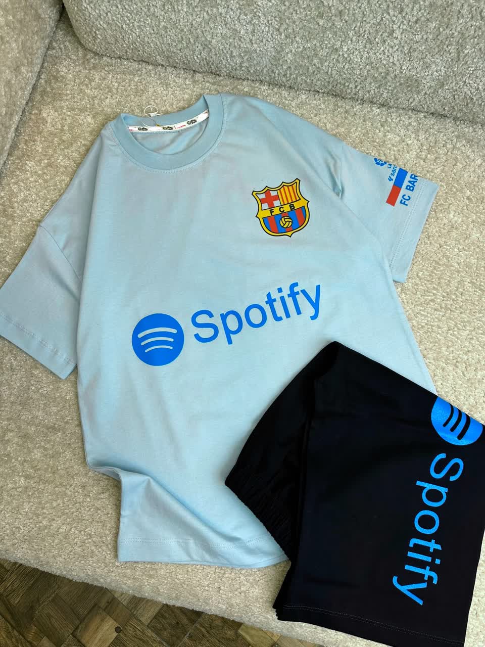 عکس تیشرت شلوارک بارسا Spotify - شماره 5